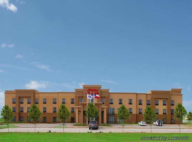 Hampton Inn & Suites Childress Exterior foto